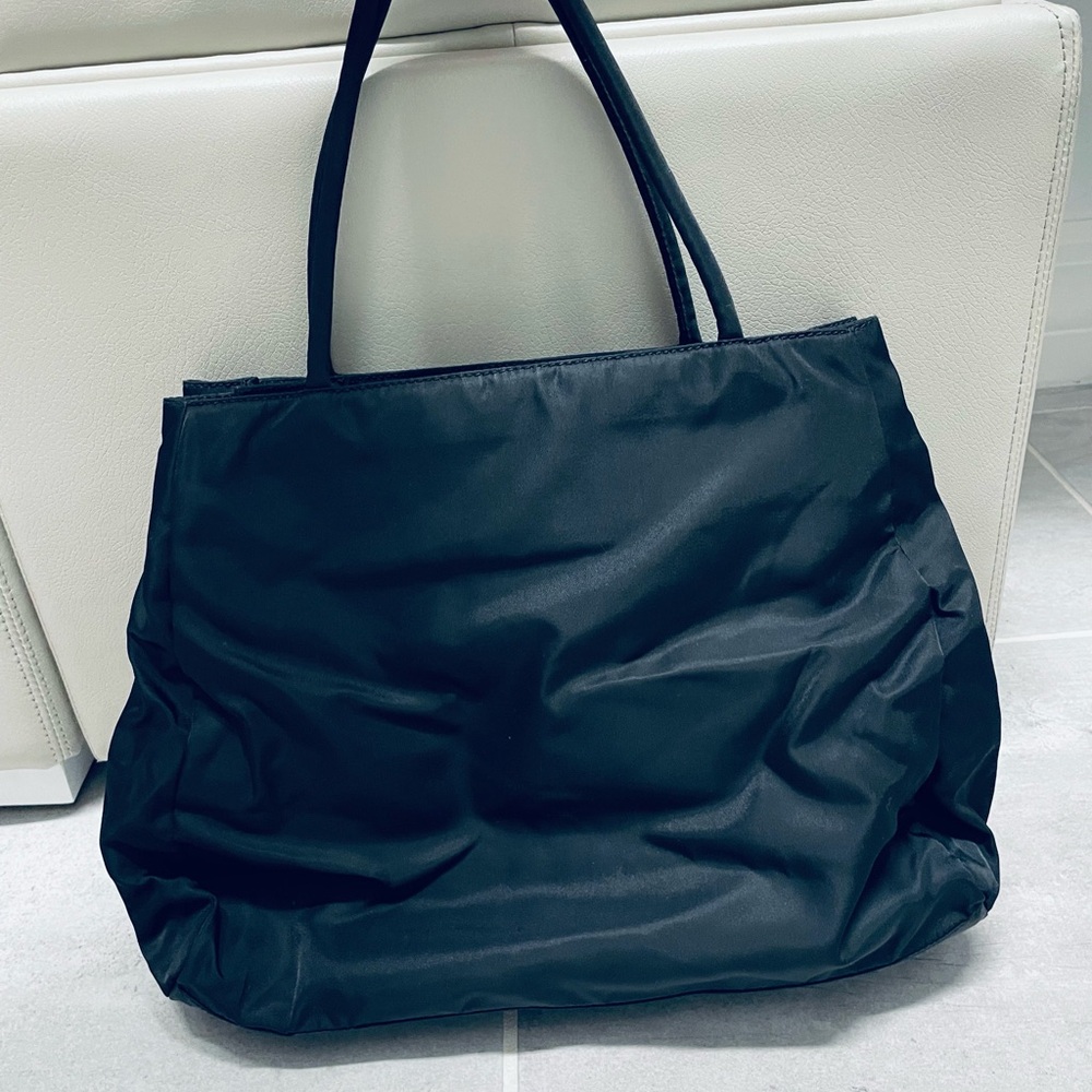 Authentic Prada Black Women's Tote Bag - Picture 2 of 10